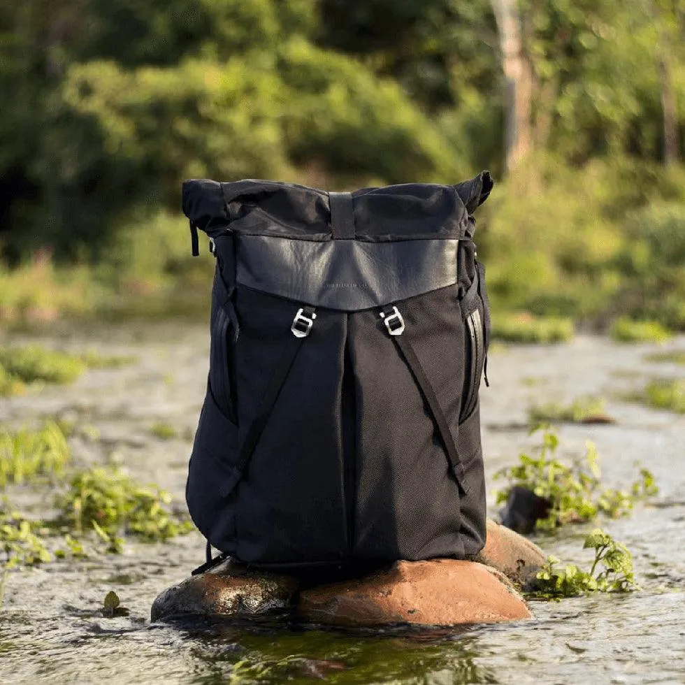 ANTI-THEFT SPEED BACKPACK by The Frenchie Co