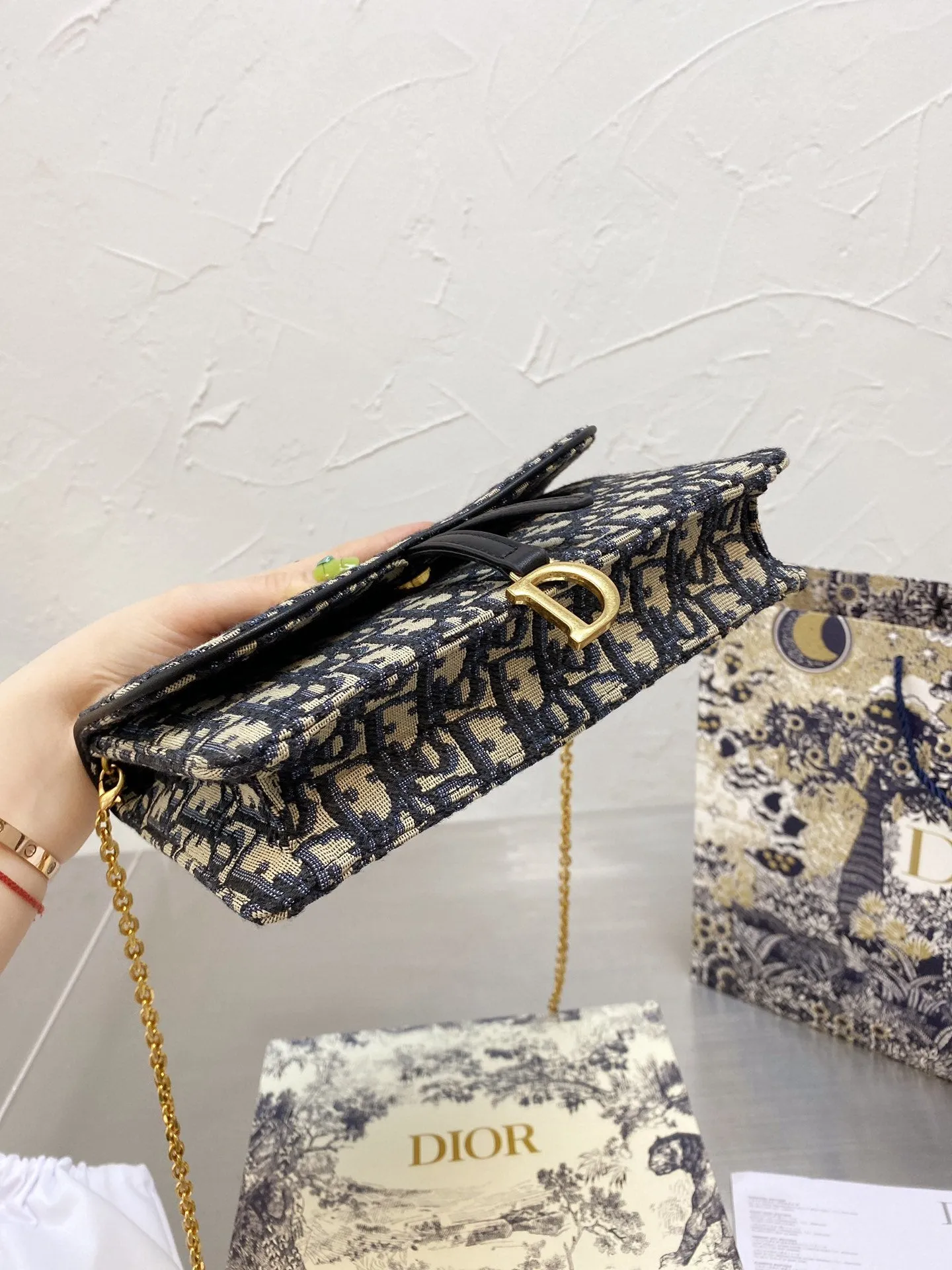 Designer Handbags DR 050