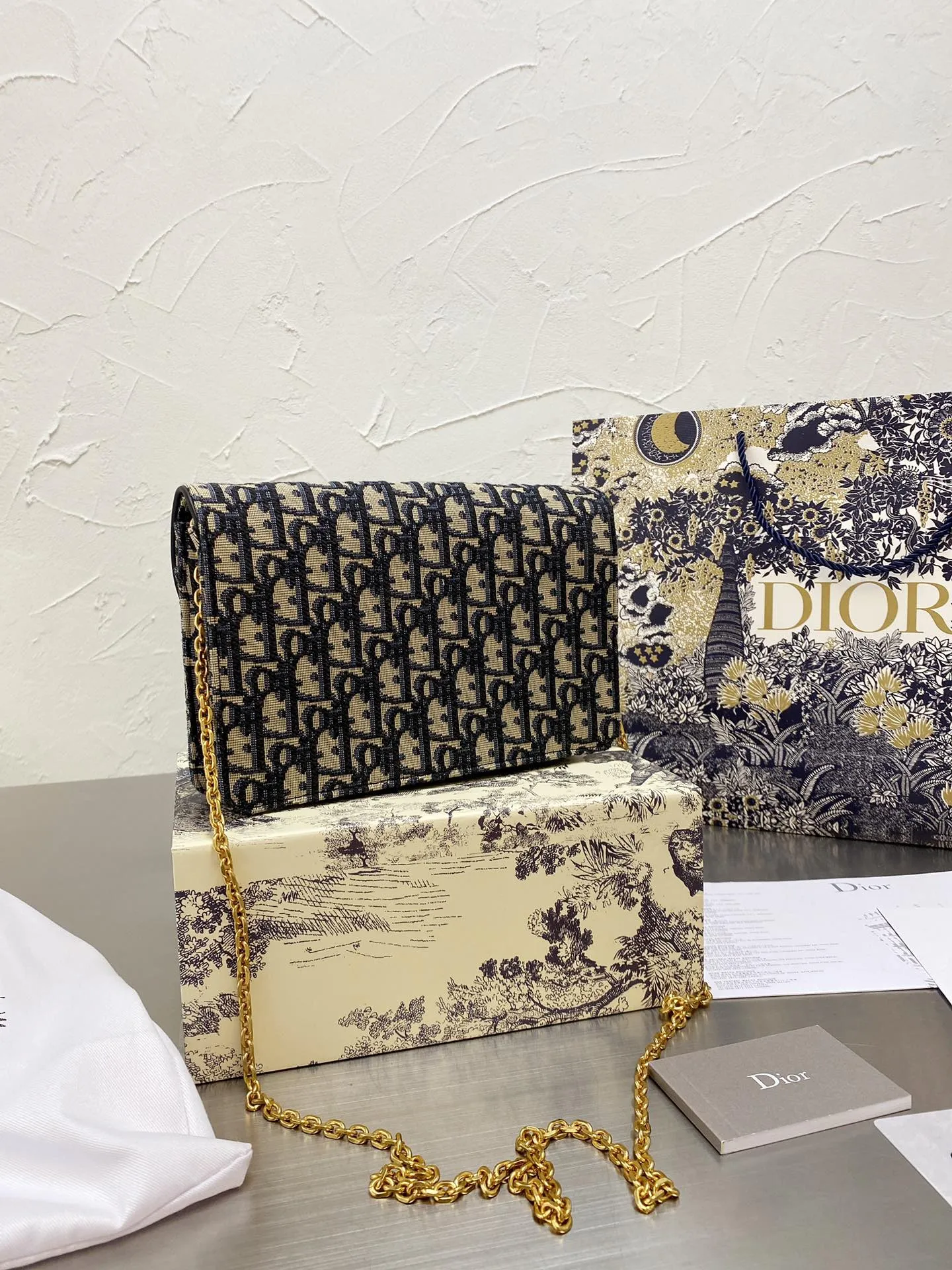 Designer Handbags DR 050