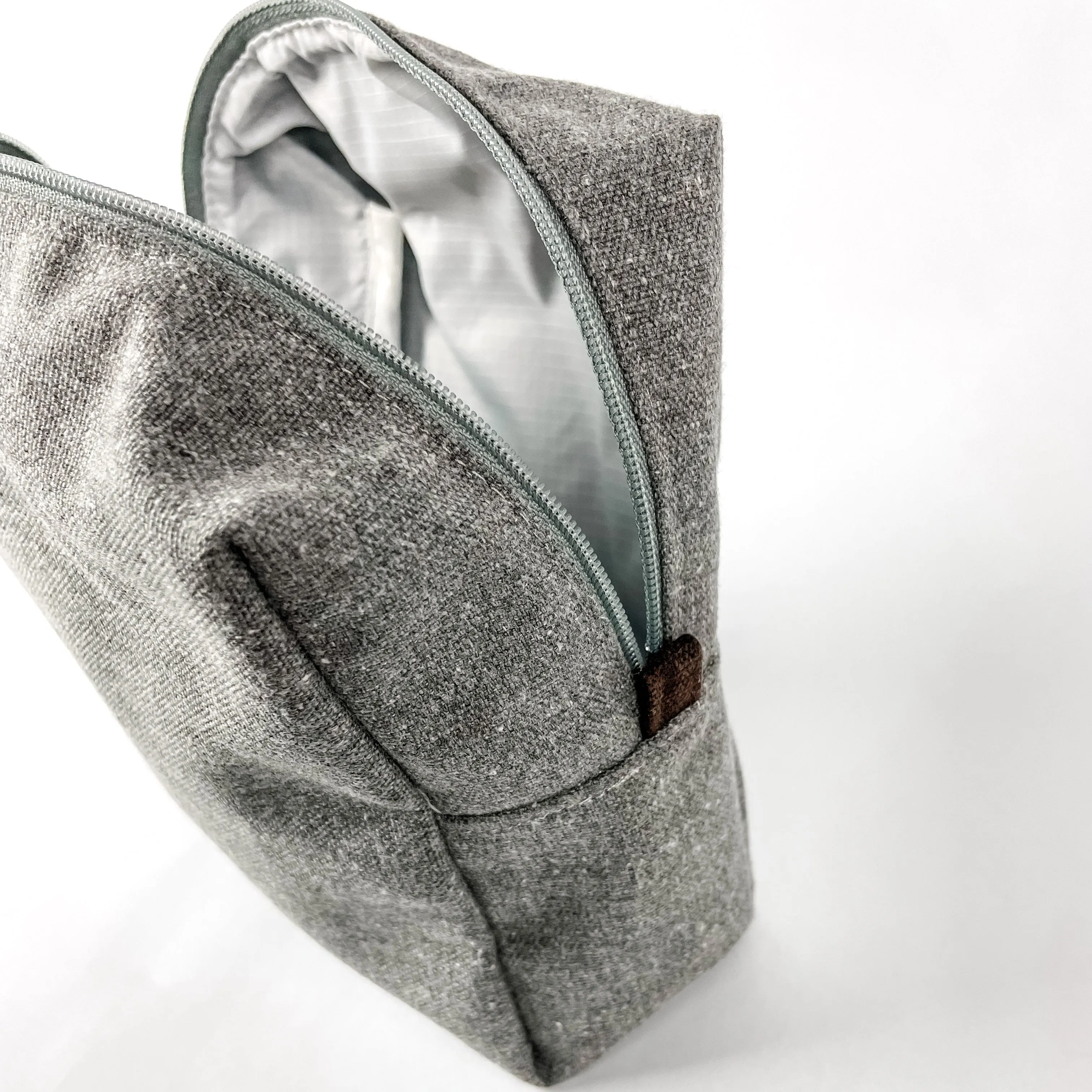 Felix Travel Cube